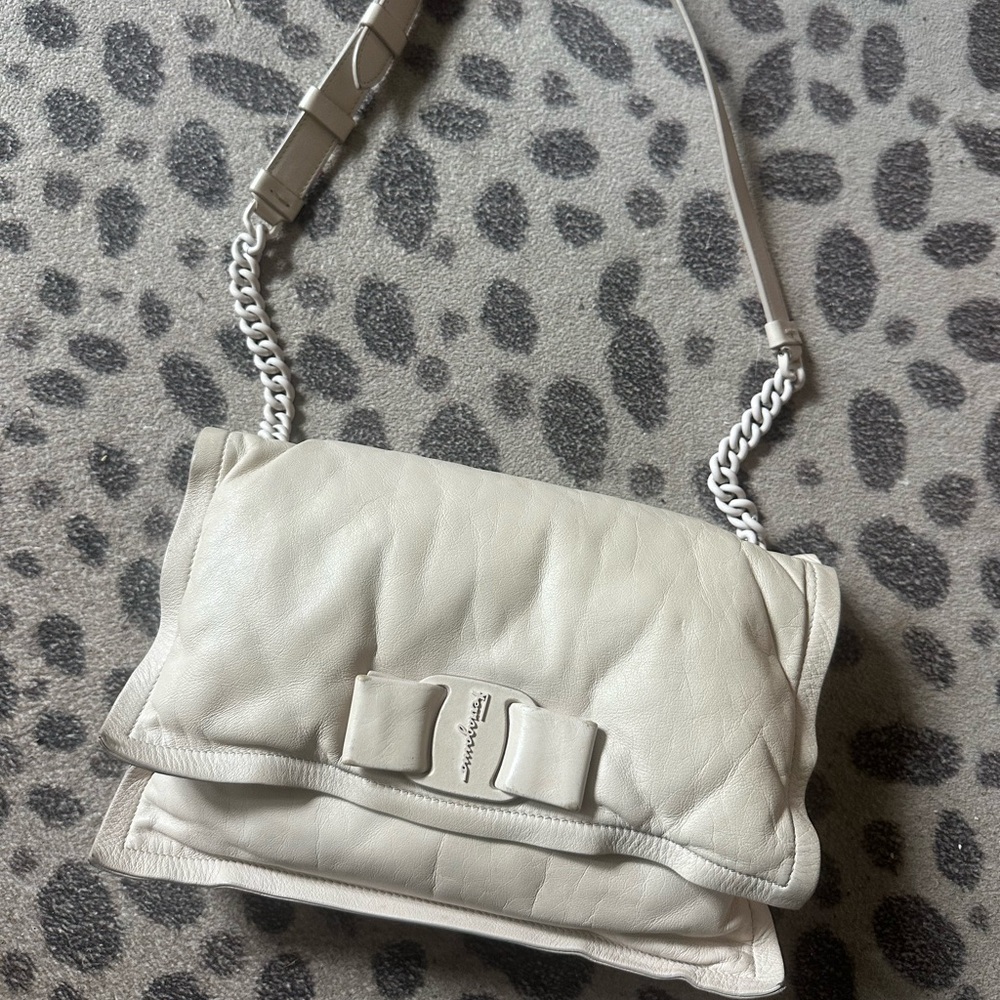 Salvatore Ferragamo Cream Shoulder Bag